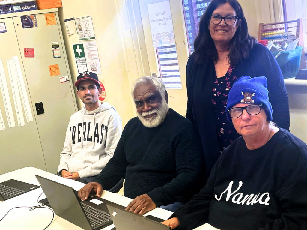 Yarning on the Digital Track: Building Our Digital Skills Together
